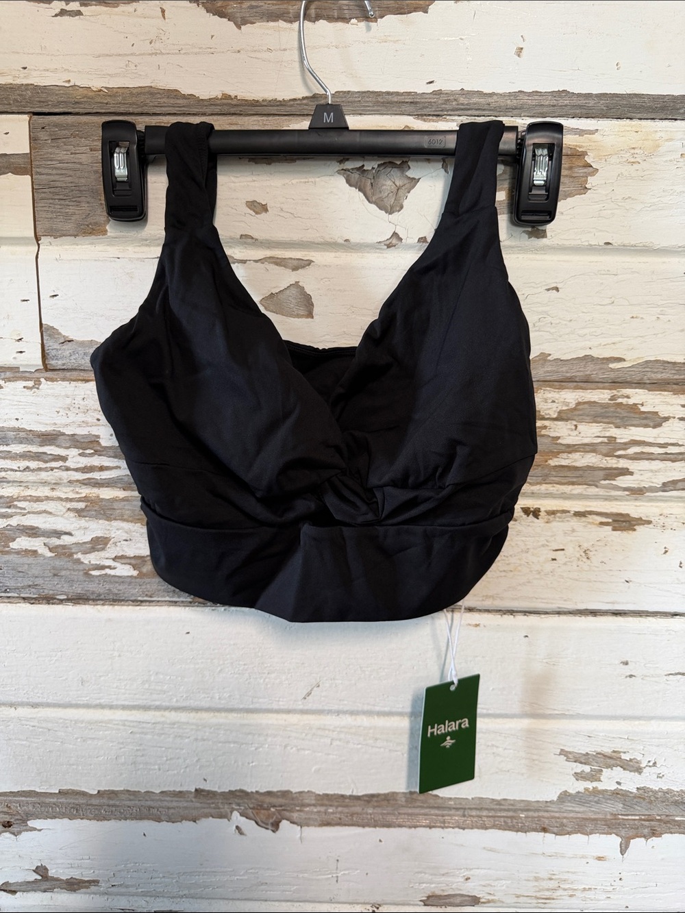 HALARA Black Twist-Front Sport Bralette